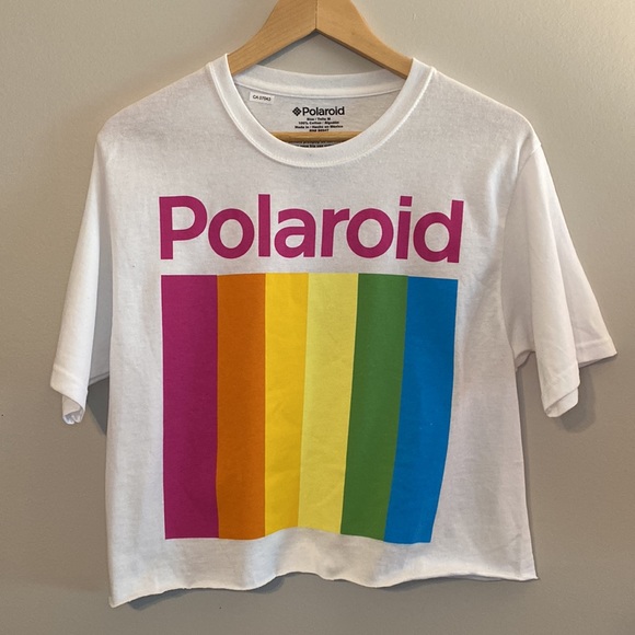 Polaroid Graphic Crop Tee. Size Medium. - Picture 1 of 7